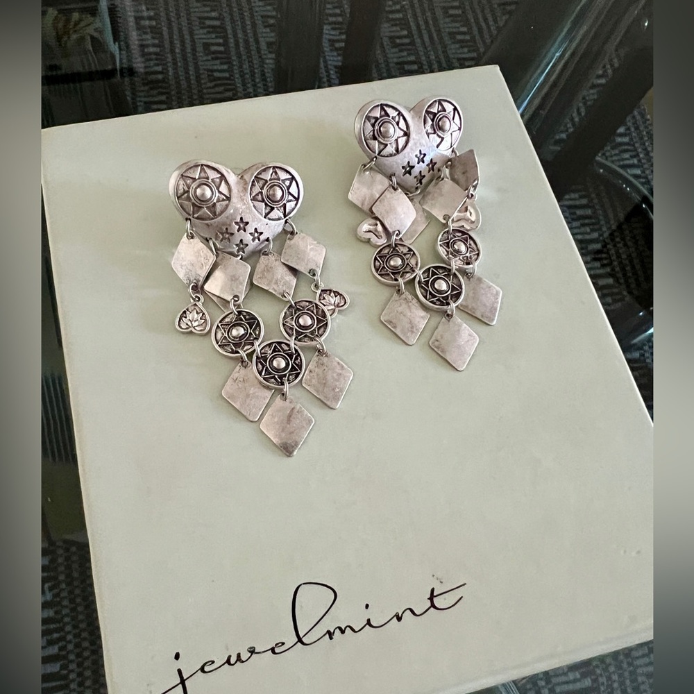 Jewelmint Eros Earrings, Silver, Like New!
